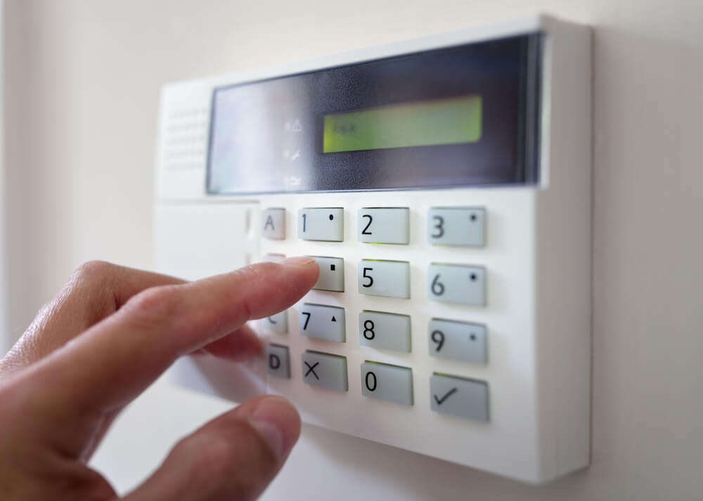 Czy bezprzewodowy system alarmowy sprawdzi się w domu jednorodzinnym